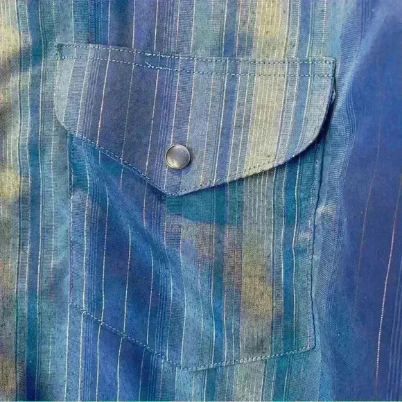 Cowboy legend mens XL long sleeve shirt, pearl blue snaps,western accents - Picture 6 of 8